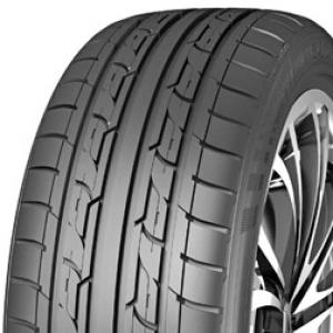 Läs mer om Nankang AS-2+ 225/40R18 92W XL